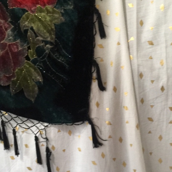 Velvet Peacock Beaded Shawl - Picture 11 of 11